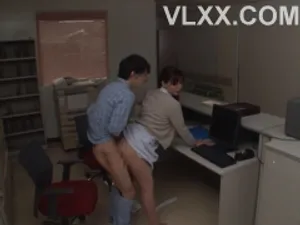 Cô gia sư tuổi dâm và những cậu học trò số đỏ(P2)
